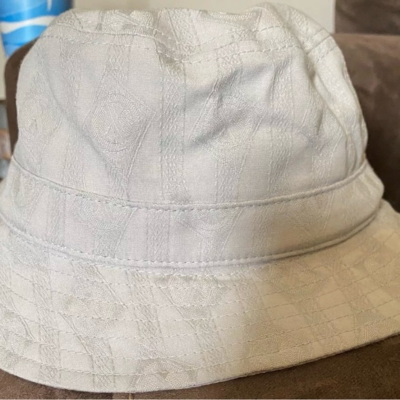 NWOT Honor The Gift gray bucket hat. Sz. L/XL - Picture 2 of 5